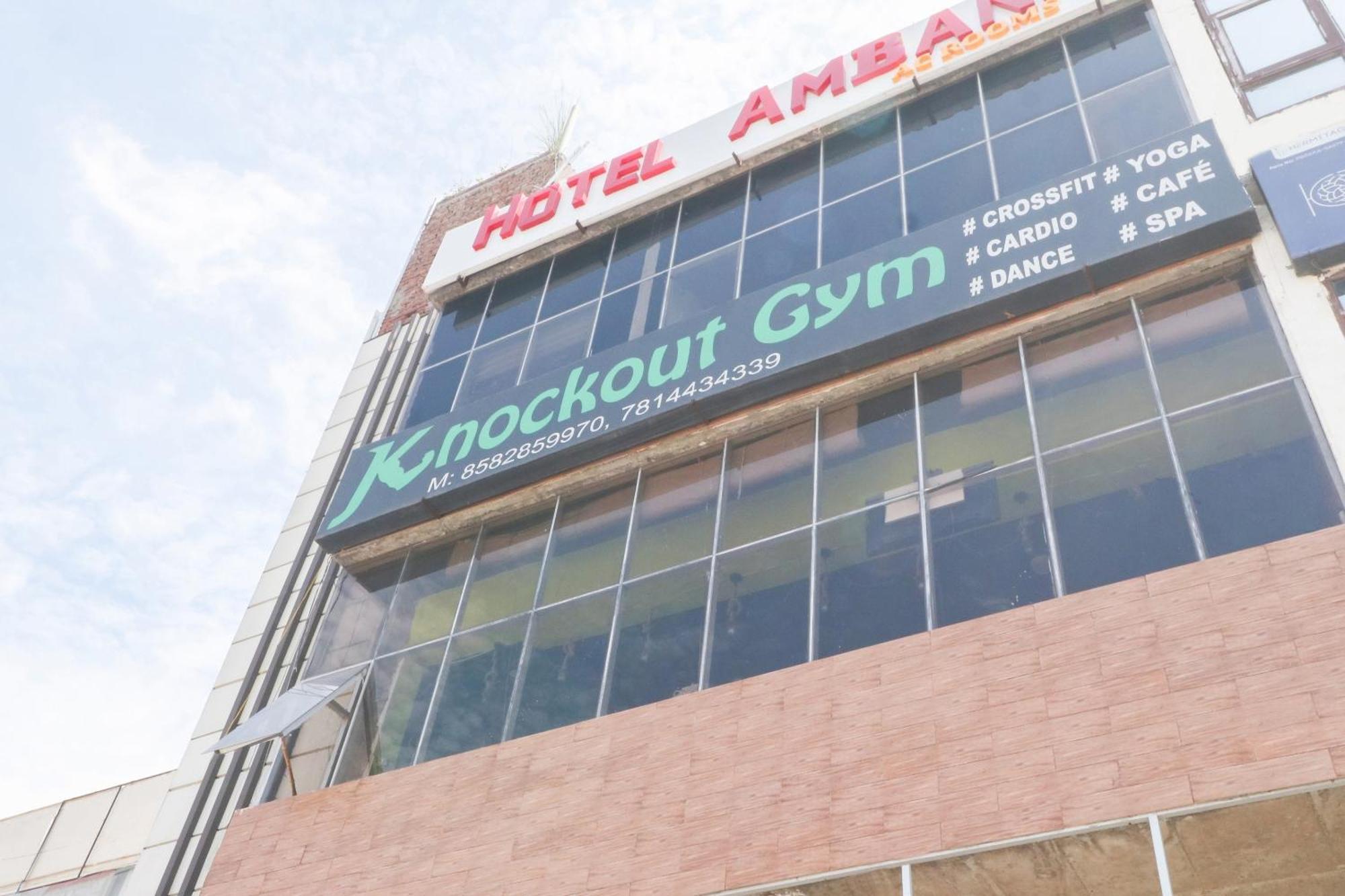 Oyo Flagship Hotel Ambani Zirakpur Exterior foto